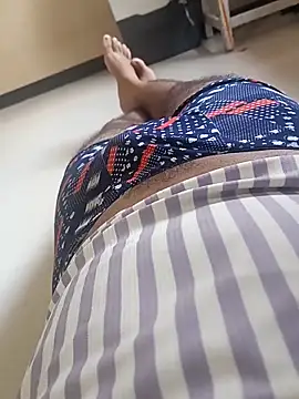 Snapshot of robis12314 chatting on 09-14-25, 04:35 robis12314 online show from 09-14-25, 04:35