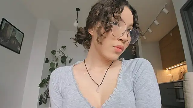 mey baee online show from 02-26-26, 08:58