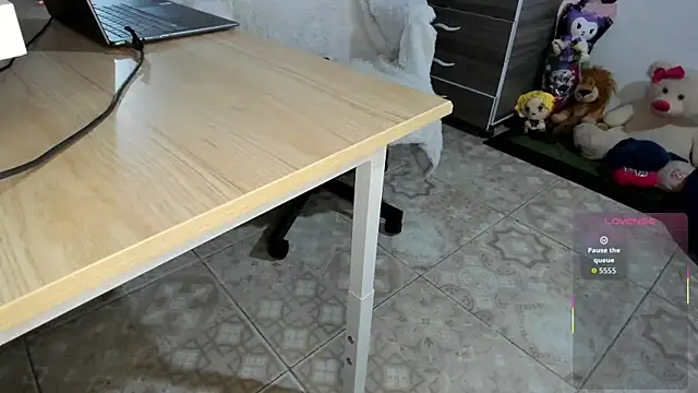 MollyCraft online show from 02-10-26, 04:06