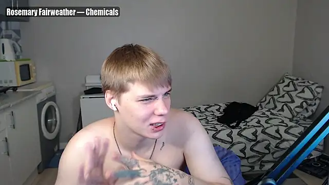 Snapshot of yourlildemon chatting on 07-05-26, 06:15 yourlildemon online show from 07-05-26, 06:15