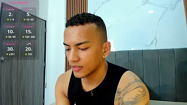 Snapshot of Rafa2004Cruz chatting on 09-18-25, 12:19 Rafa2004Cruz online show from 09-18-25, 12:19