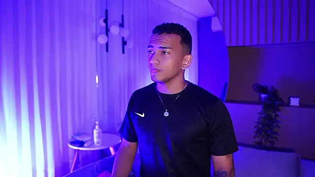 Rafa2004Cruz online show from 03-07-26, 12:43