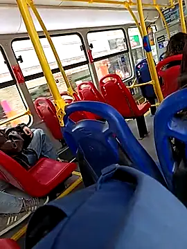 Snapshot of Coeur_de_luxure chatting on 10-10-25, 04:52 Coeur de luxure online show from 10-10-25, 04:52