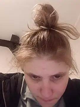 mokra olka online show from 02-15-25, 08:23