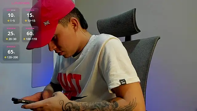 mattiwsmorris  online show from 11-25-25, 12:44