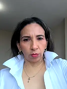 Snapshot of Mrsvictoriaaa chatting on 03-20-25, 02:53 Mrsvictoriaaa online show from 03-20-25, 02:53