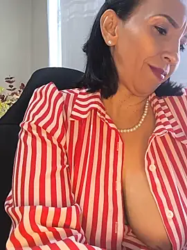Mrsvictoriaaa online show from 05-29-26, 08:37