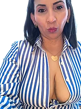 Snapshot of Mrsvictoriaaa chatting on 10-11-25, 07:15 Mrsvictoriaaa online show from 10-11-25, 07:15