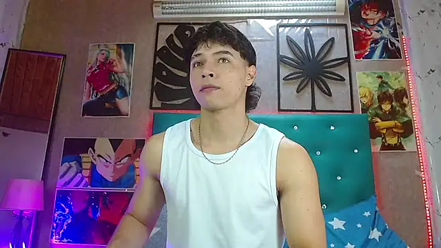 LiamAndrewzz online show from 11-19-25, 04:51