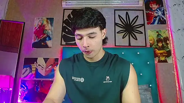 LiamAndrewzz online show from 03-08-26, 04:27