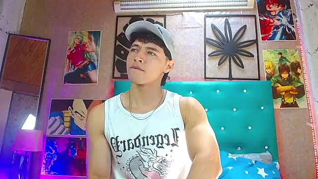 LiamAndrewzz online show from 10-25-25, 04:40