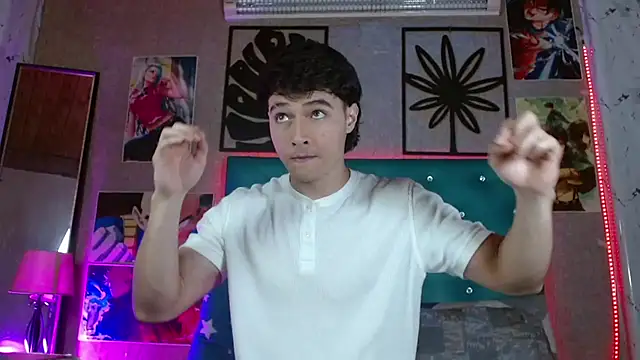 LiamAndrewzz online show from 04-19-26, 04:02