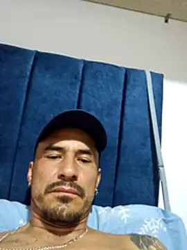 Iuver online show from 02-13-26, 11:05