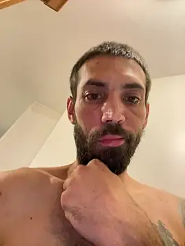 QueenM3 online show from 09-29-25, 01:45