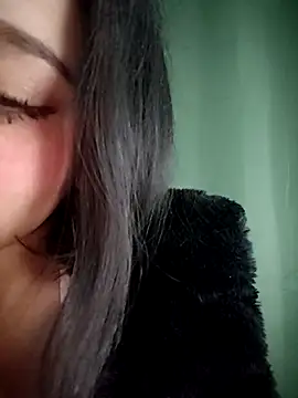 ElaRuil69 online show from 09-12-25, 03:28