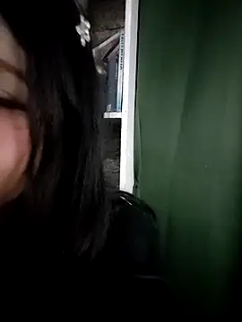 ElaRuil69 online show from 09-18-25, 02:14