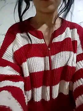 Snapshot of ElaRuil69 chatting on 10-31-25, 03:36 ElaRuil69 online show from 10-31-25, 03:36