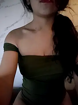 ElaRuil69 online show from 10-16-25, 03:15