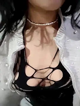 Snapshot of ElaRuil69 chatting on 01-09-26, 02:29 ElaRuil69 online show from 01-09-26, 02:29