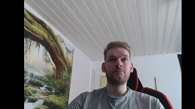 Justforfunc123 online show from 04-12-26, 07:33