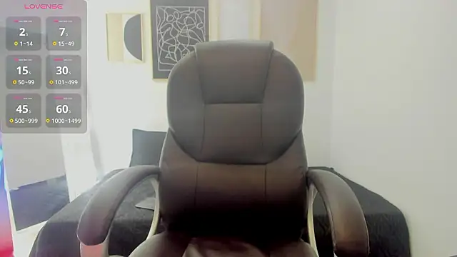 Snapshot of camille1310 chatting on 02-09-26, 10:19 camille1310 online show from 02-09-26, 10:19