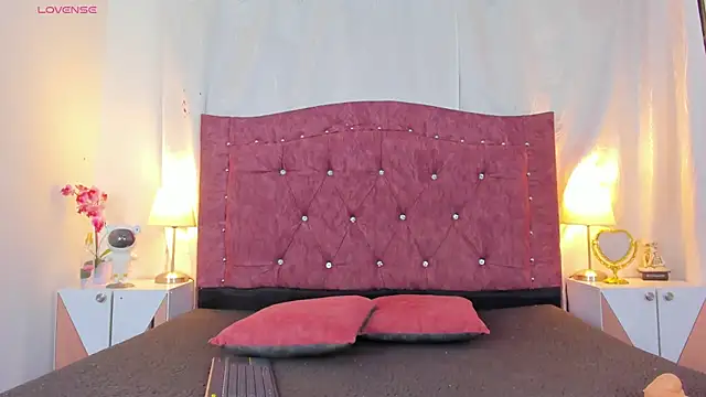 ValentinaGuerra online show from 11-27-25, 01:50