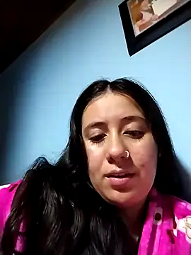 Snapshot of sweetie__annieee chatting on 10-12-25, 04:36 sweetie  annieee online show from 10-12-25, 04:36