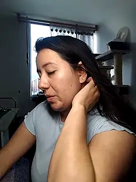 Snapshot of sweetie__annieee chatting on 09-08-25, 09:58 sweetie  annieee online show from 09-08-25, 09:58