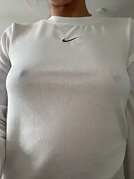 skybeatrice7 online show from 11-23-25, 07:24