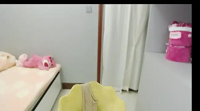 Snapshot of A_dabo chatting on 03-11-25, 05:35 A dabo online show from 03-11-25, 05:35