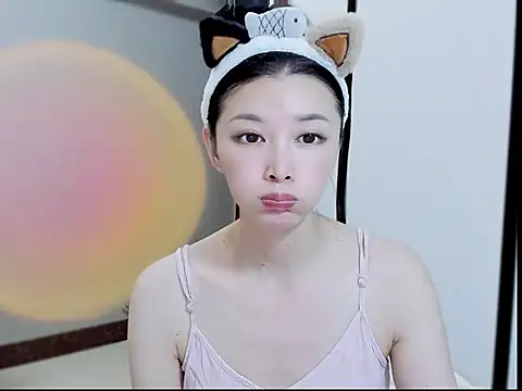 Snapshot of A_dabo chatting on 10-09-25, 04:40 A dabo online show from 10-09-25, 04:40