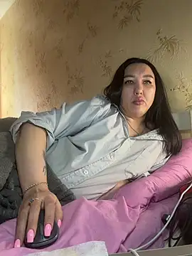 Naughtbaby 2025 online show from 05-05-26, 12:41