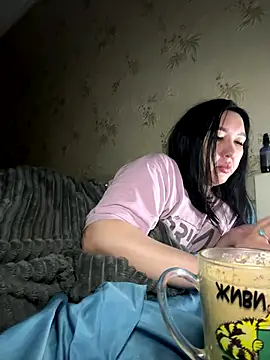 Naughtbaby 2025 online show from 12-04-25, 02:54