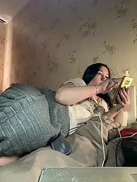 Snapshot of Naughtbaby_2025 chatting on 03-25-26, 01:43 Naughtbaby 2025 online show from 03-25-26, 01:43