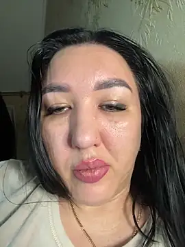 Naughtbaby 2025 online show from 11-25-25, 04:02