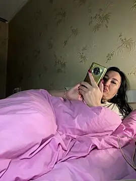 Naughtbaby 2025 online show from 02-10-26, 01:48