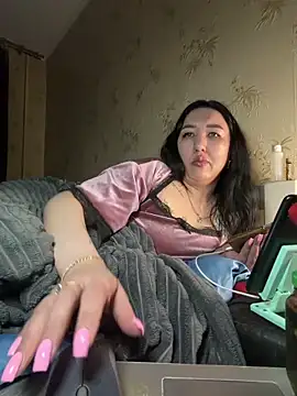 Naughtbaby 2025 online show from 05-10-26, 01:42