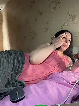 Naughtbaby 2025 online show from 04-19-26, 11:22