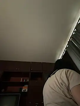 Snapshot of Naughtbaby_2025 chatting on 04-08-26, 01:23 Naughtbaby 2025 online show from 04-08-26, 01:23