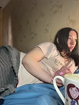 Naughtbaby 2025 online show from 05-24-26, 03:06