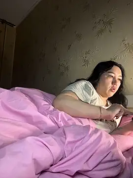 Naughtbaby 2025 online show from 02-15-26, 12:11