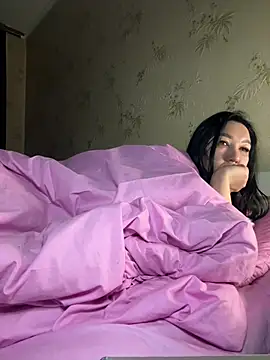 Naughtbaby 2025 online show from 02-06-26, 09:00