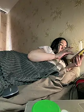 Snapshot of Naughtbaby_2025 chatting on 03-20-26, 12:50 Naughtbaby 2025 online show from 03-20-26, 12:50