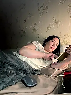 Naughtbaby 2025 online show from 01-08-26, 01:28