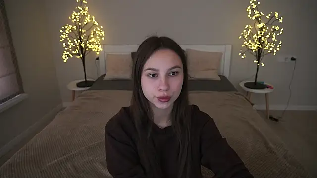 PaigePrado online show from 09-26-25, 12:45