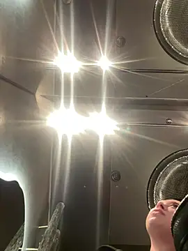 AlishaPrettyBlade online show from 04-19-26, 06:25