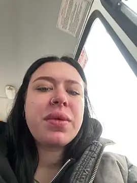 AlishaPrettyBlade online show from 04-21-26, 05:36