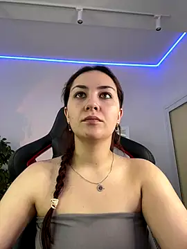 AshleySkott  online show from 10-26-25, 08:26