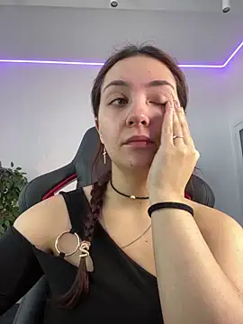 AshleySkott  online show from 10-02-25, 07:56