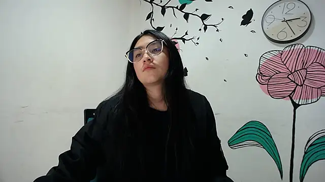 Arielle lov online show from 02-28-25, 03:26